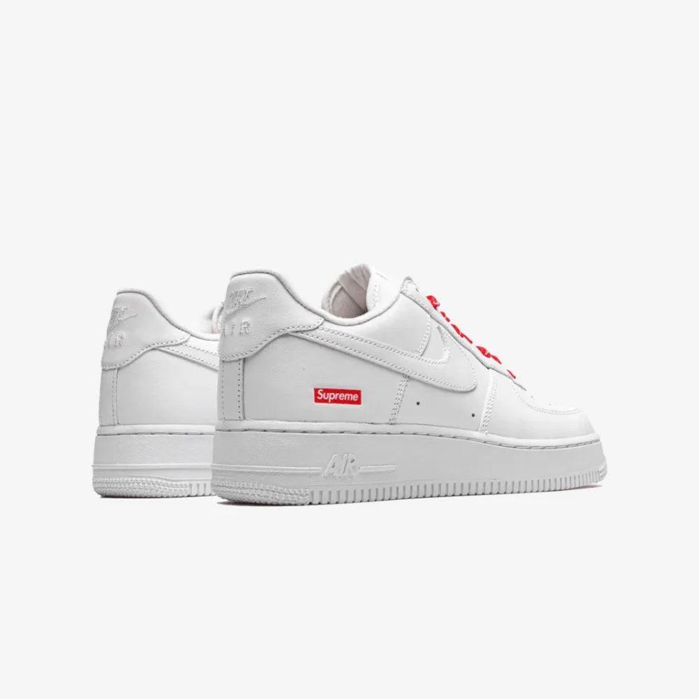 Nike Air Force 1 07’ – White ‘Supreme’ Limited Edition